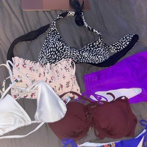 BUNDLE OF SWIMSUITS